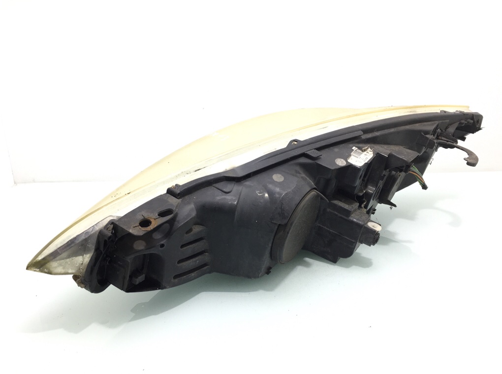 Фара правая бу для Peugeot 308 T7 1.6 HDi,  2008 г.