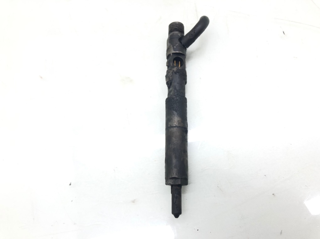 Форсунка бу для Nissan Kubistar  1.5 DCi,  2005 г.