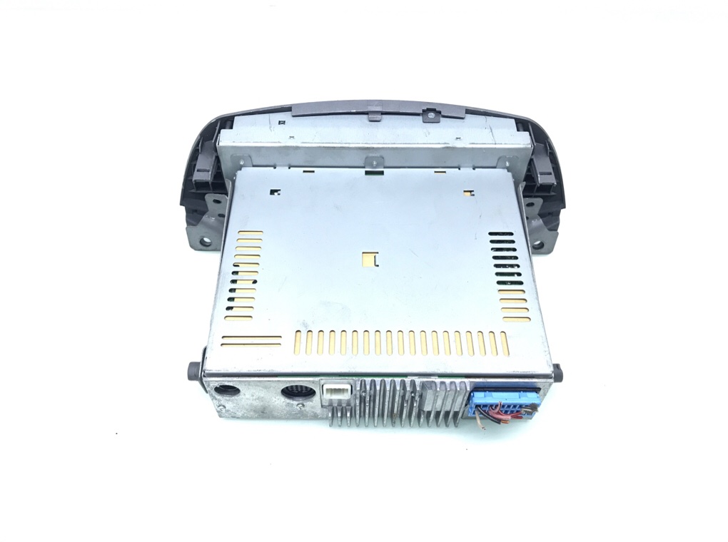 Магнитола бу для Nissan Pixo  1.0 i,  2010 г.