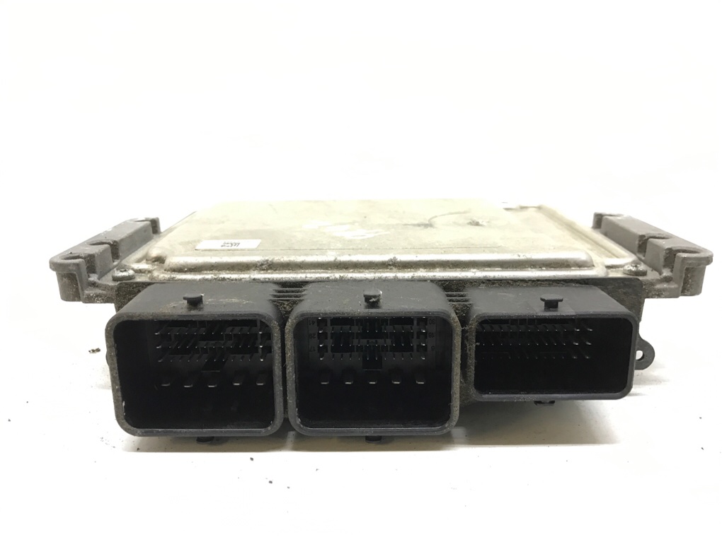 Блок управления двигателем бу для Citroen C3 2 1.6 HDi, 2010 г. Блок управления двигателем бу для Citroen C3 1.6 HDi, 2010 г.