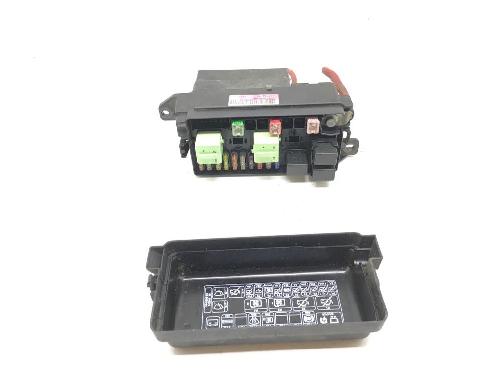 Блок предохранителей бу для Mini One R56 1.4 i, 2008 г.