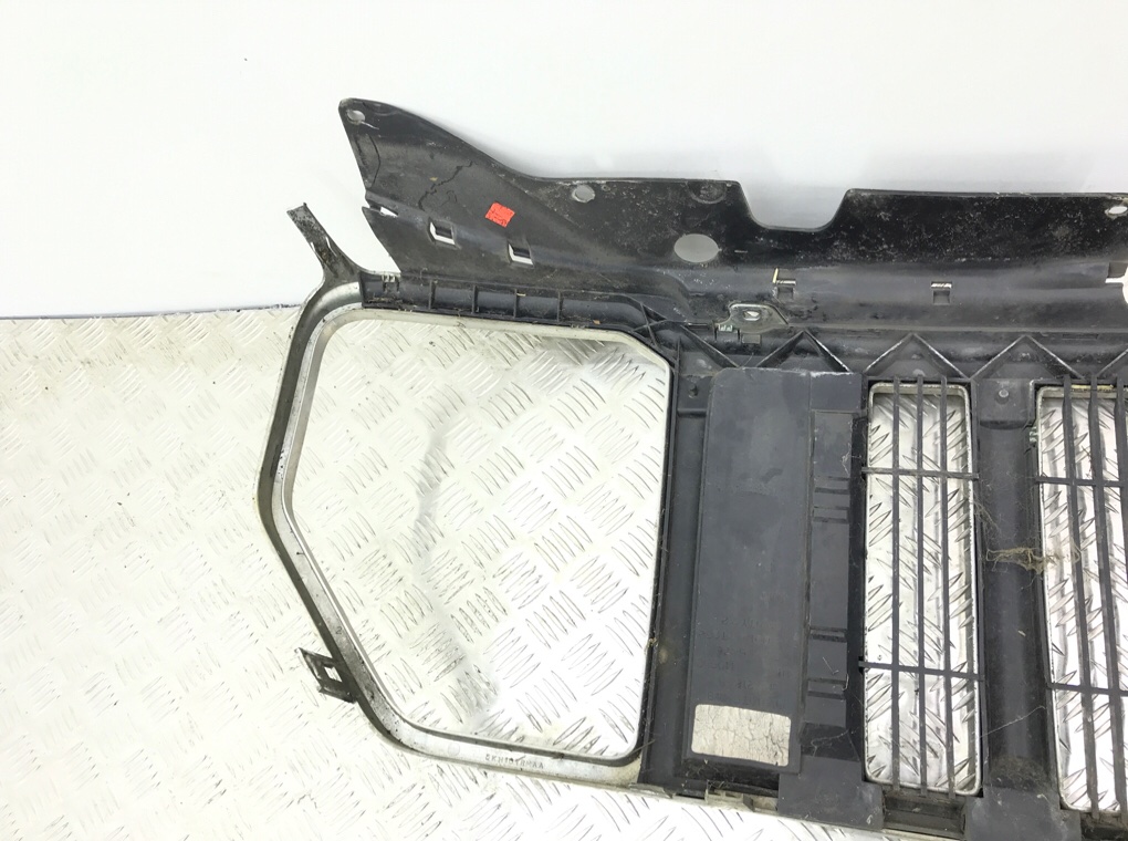 Решетка радиатора бу для Jeep Cherokee KK 2.8 CRD,  2008 г.