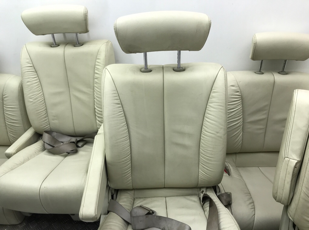 Салон (комплект сидений) бу для Nissan Elgrand  3.5 i,  2003 г.