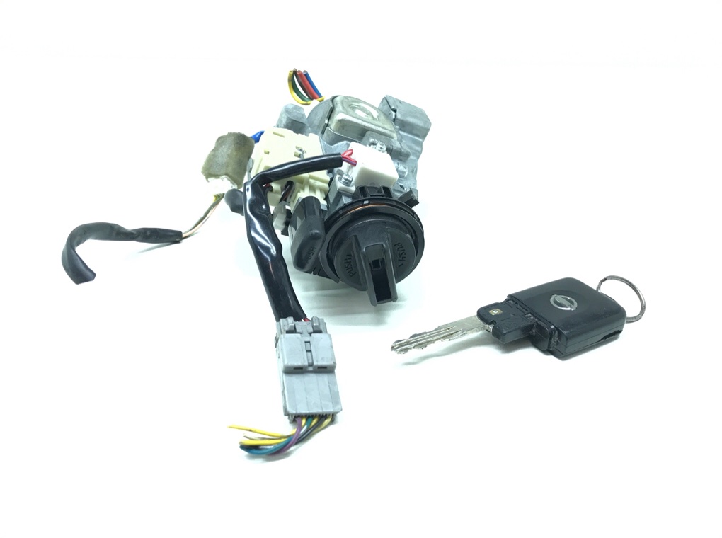 Замок зажигания бу для Nissan Qashqai  1.5 DCi,  2009 г.