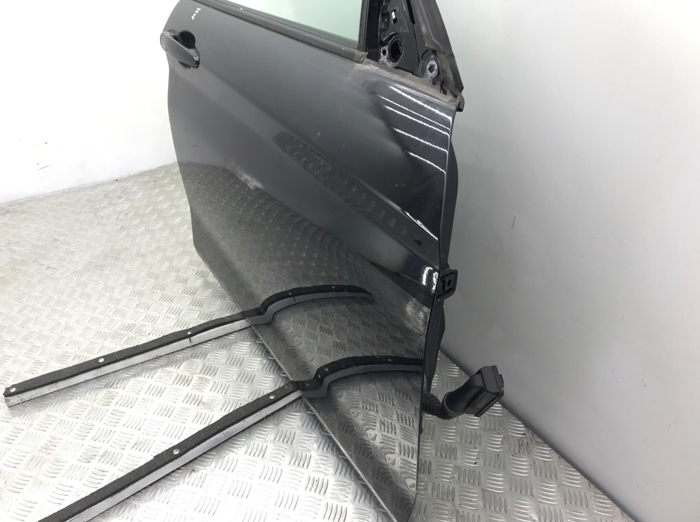 Дверь передняя правая бу для BMW 1 F20/F21 2.0 TD, 2013 г. Дверь передняя правая бу для BMW 1 F20/F21 2.0 TD, 2013 г.