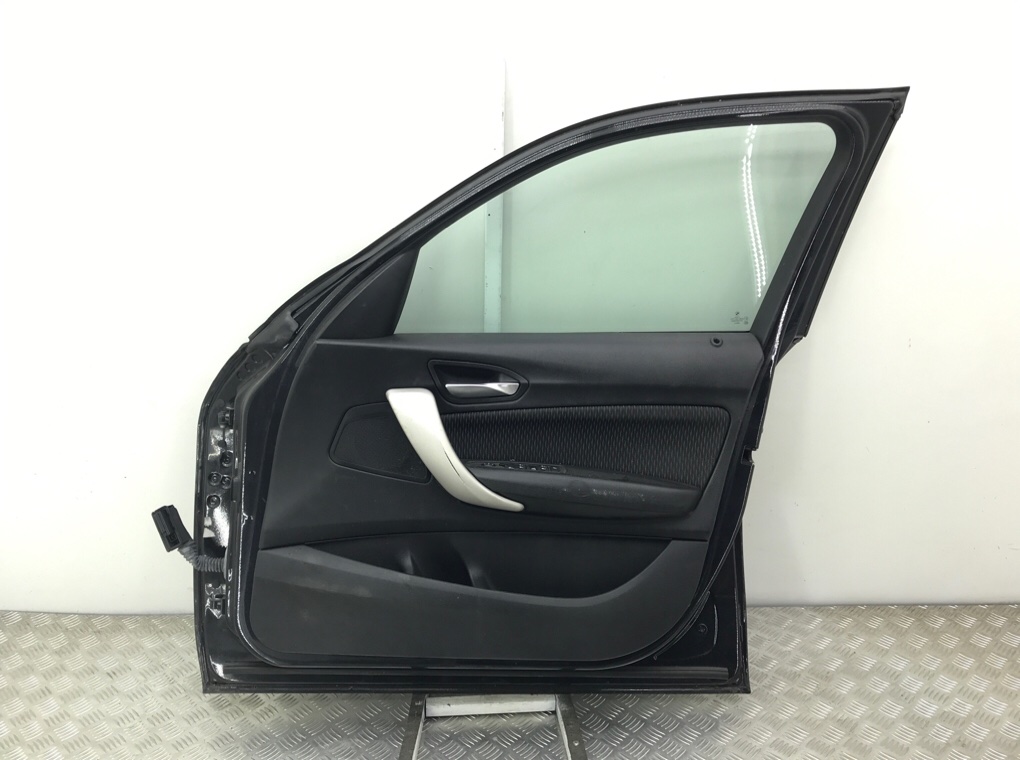 Дверь передняя правая бу для BMW 1 F20/F21 2.0 TD, 2013 г. Дверь передняя правая бу для BMW 1 F20/F21 2.0 TD, 2013 г.
