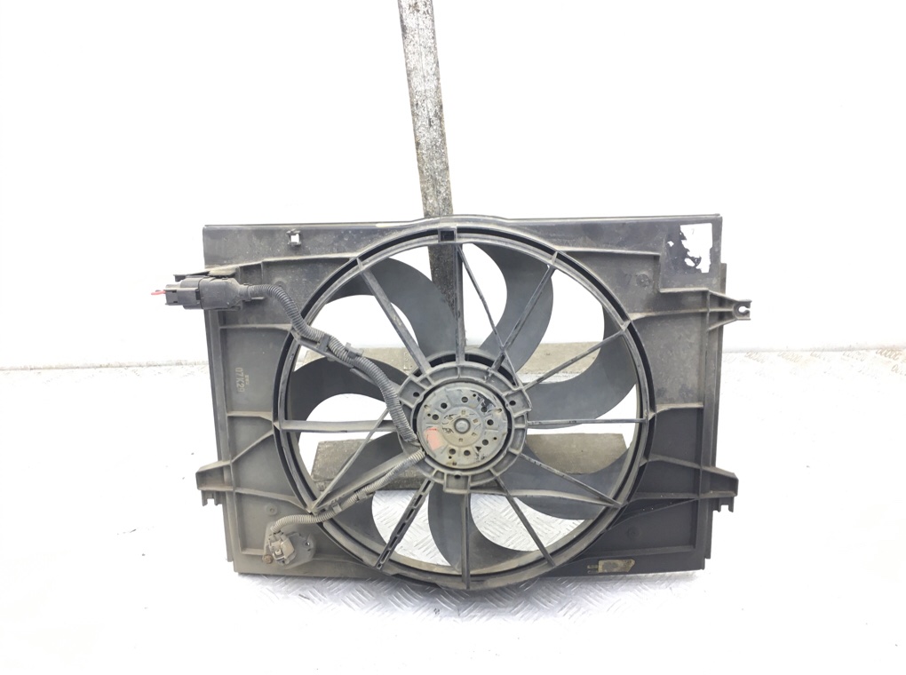 Вентилятор радиатора бу для Kia Sportage 2.0 CRDi, 2009 г.