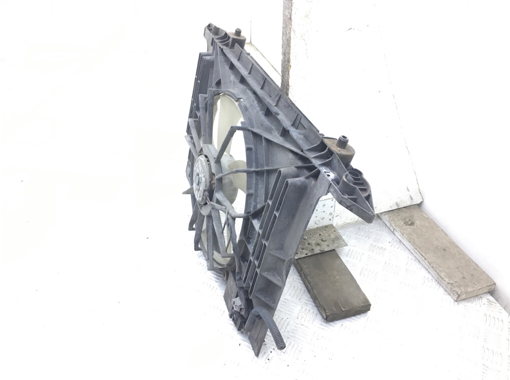 Вентилятор радиатора бу для Toyota Auris 1.6 i, 2007 г. Вентилятор радиатора бу для Toyota Auris 1.6 i, 2007 г.