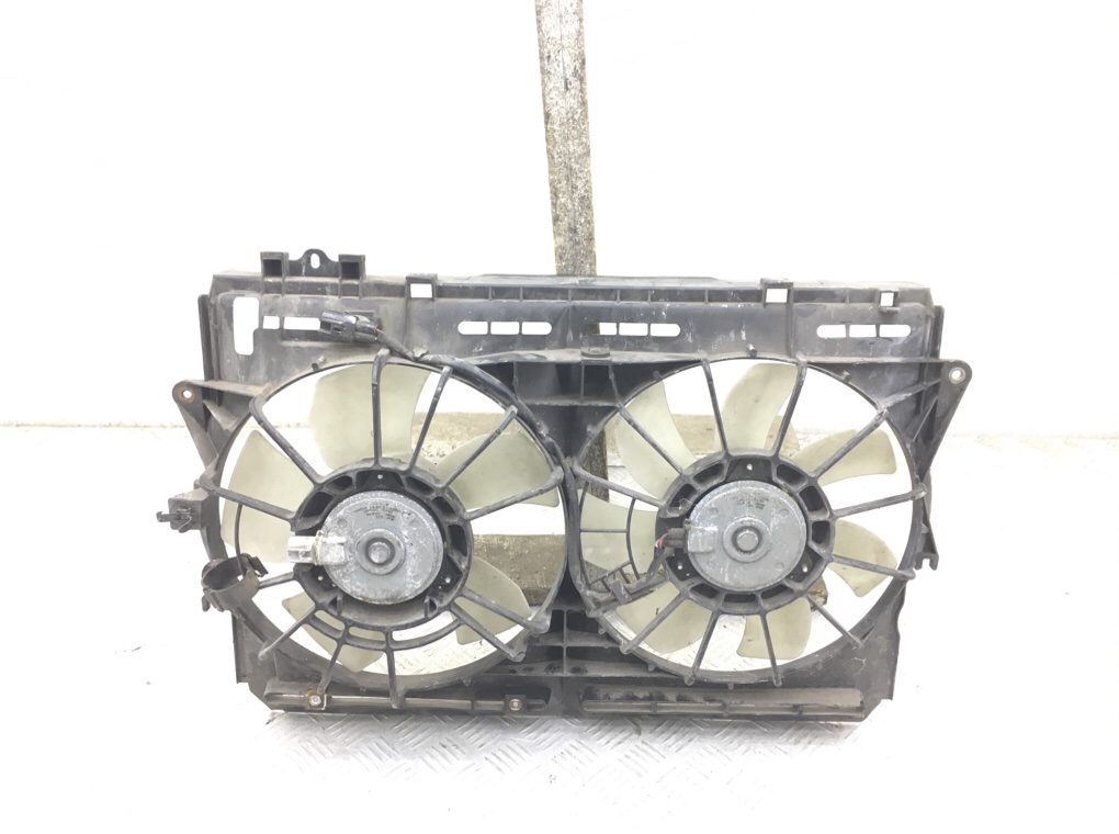 Вентилятор радиатора бу для Toyota Avensis 2.0 D-4D, 2006 г.