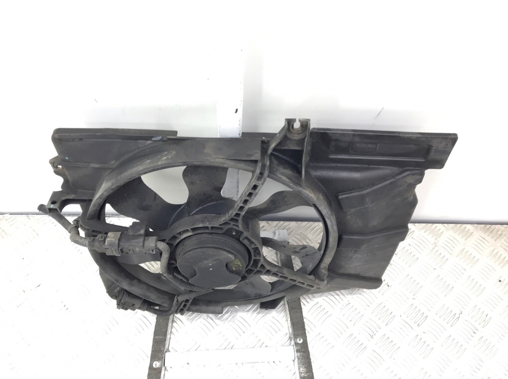 Вентилятор радиатора бу для Hyundai Getz  1.1 i,  2006 г.