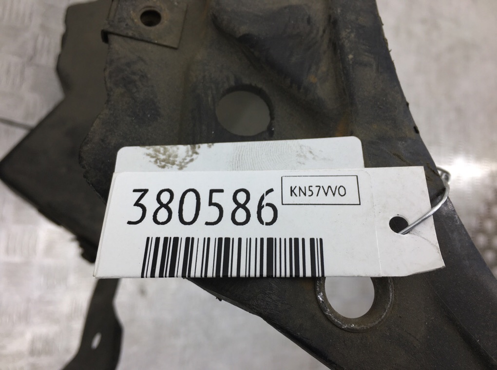 Панель передняя (телевизор) бу для Skoda Superb  2.5 TDi,  2007 г.
