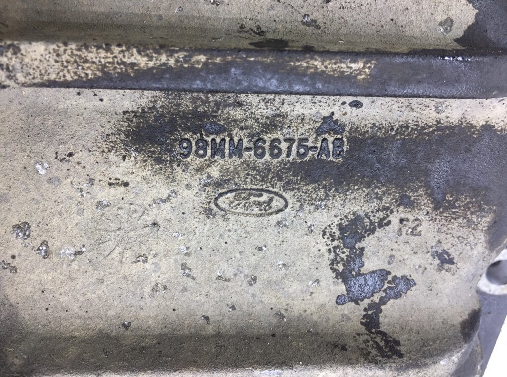 Поддон бу для Ford Fiesta 5 1.3 i,  2003 г.