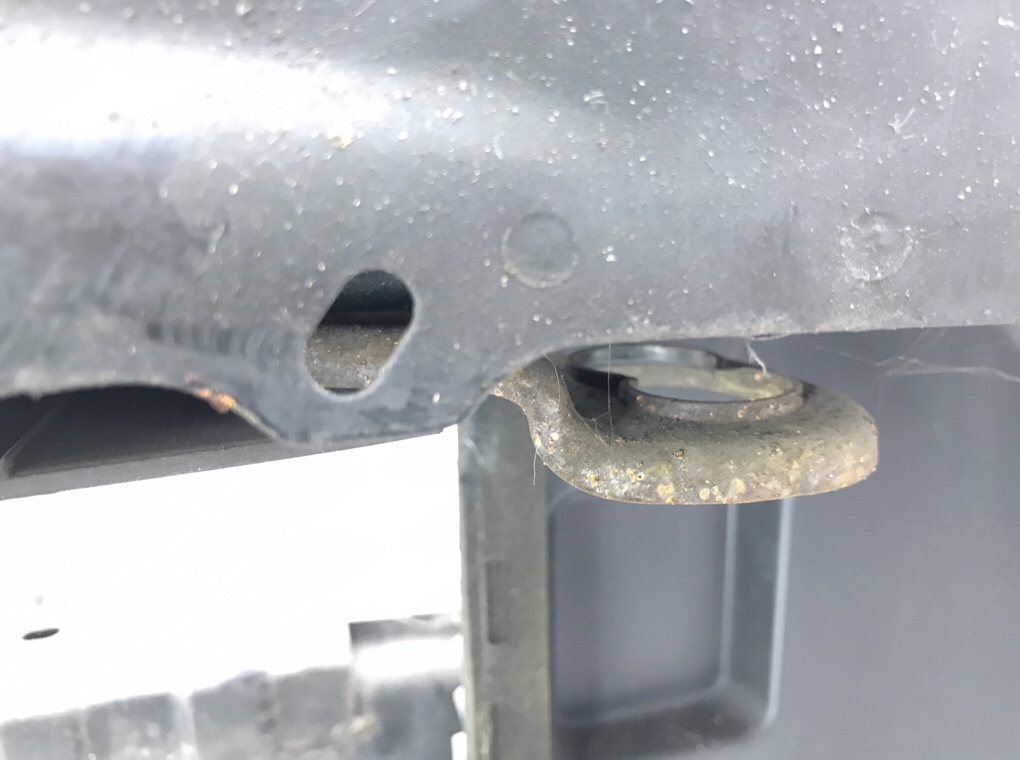 Панель передняя (телевизор) бу для Hyundai i10 2 1.0 i,  2014 г.