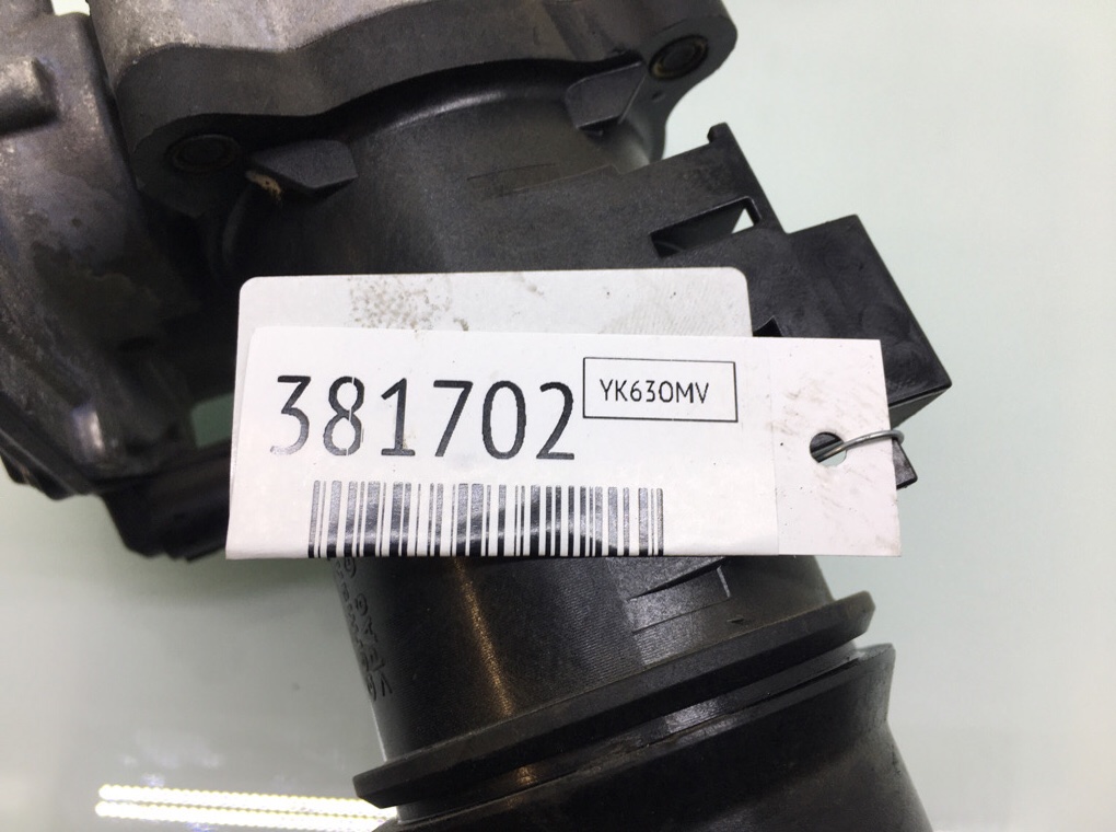Заслонка дроссельная бу для BMW 1 F20/F21 2.0 TD,  2013 г.