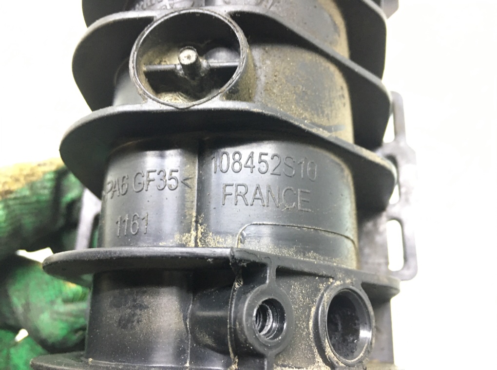Коллектор впускной бу для BMW 1 F20/F21 2.0 TD,  2013 г.