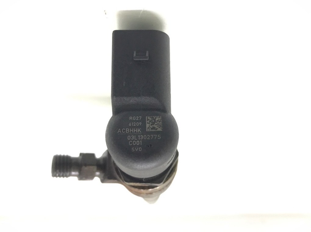 Форсунка бу для Seat Ibiza  1.6 TDi,  2010 г.