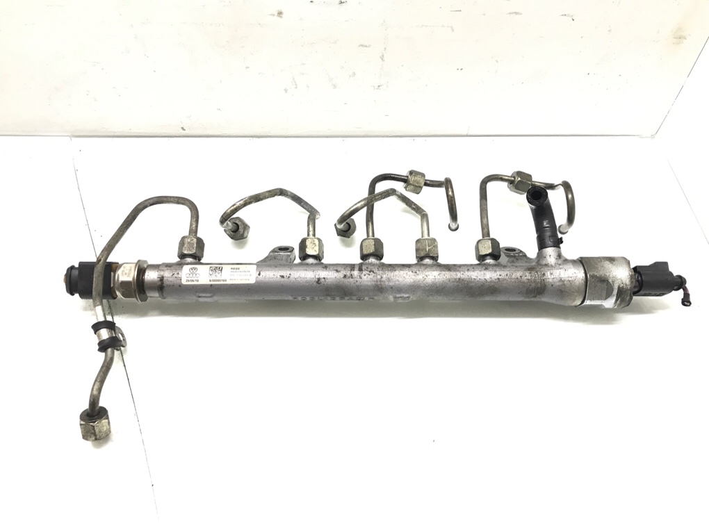 Топливная рампа бу для Skoda Fabia 2 1.6 TDi, 2010 г.