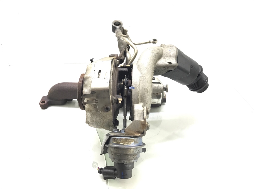 Турбина бу для Volkswagen Golf 6 1.6 TDi, 2010 г. Турбина бу для Volkswagen Golf 6 1.6 TDi, 2010 г.