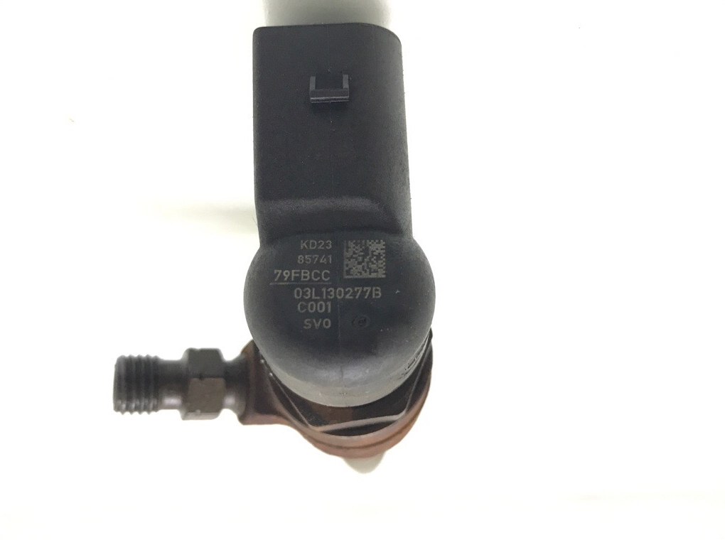 Форсунка бу для Seat Ibiza  1.6 TDi,  2011 г.