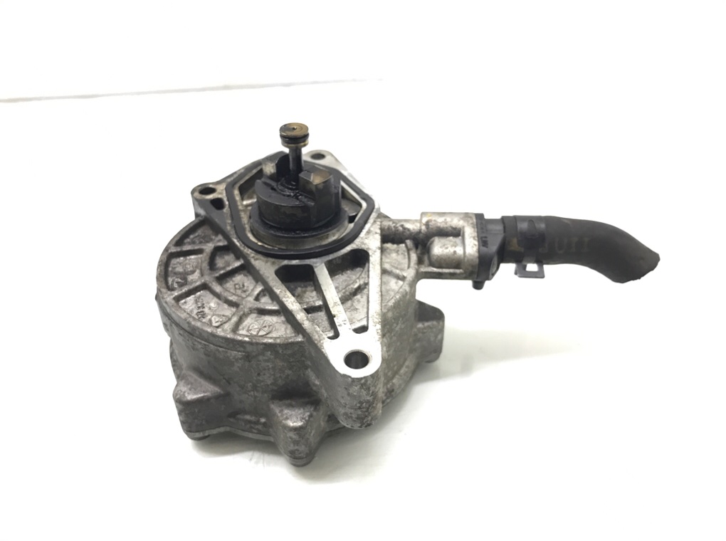 Насос вакуумный бу для Hyundai i40  1.7 CRDi,  2016 г.