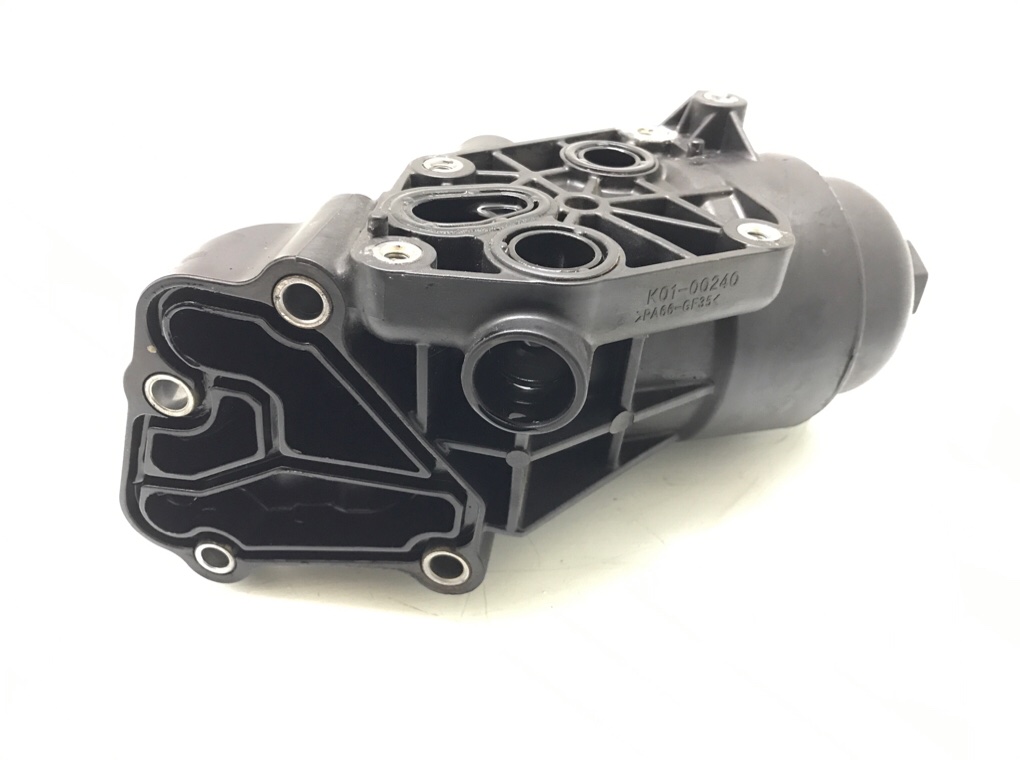 Корпус масляного фильтра бу для Hyundai i40  1.7 CRDi,  2016 г.