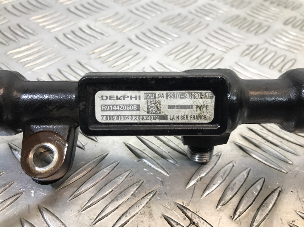 Топливная рампа бу для Ford Mondeo 3 2.0 TDCi,  2006 г.