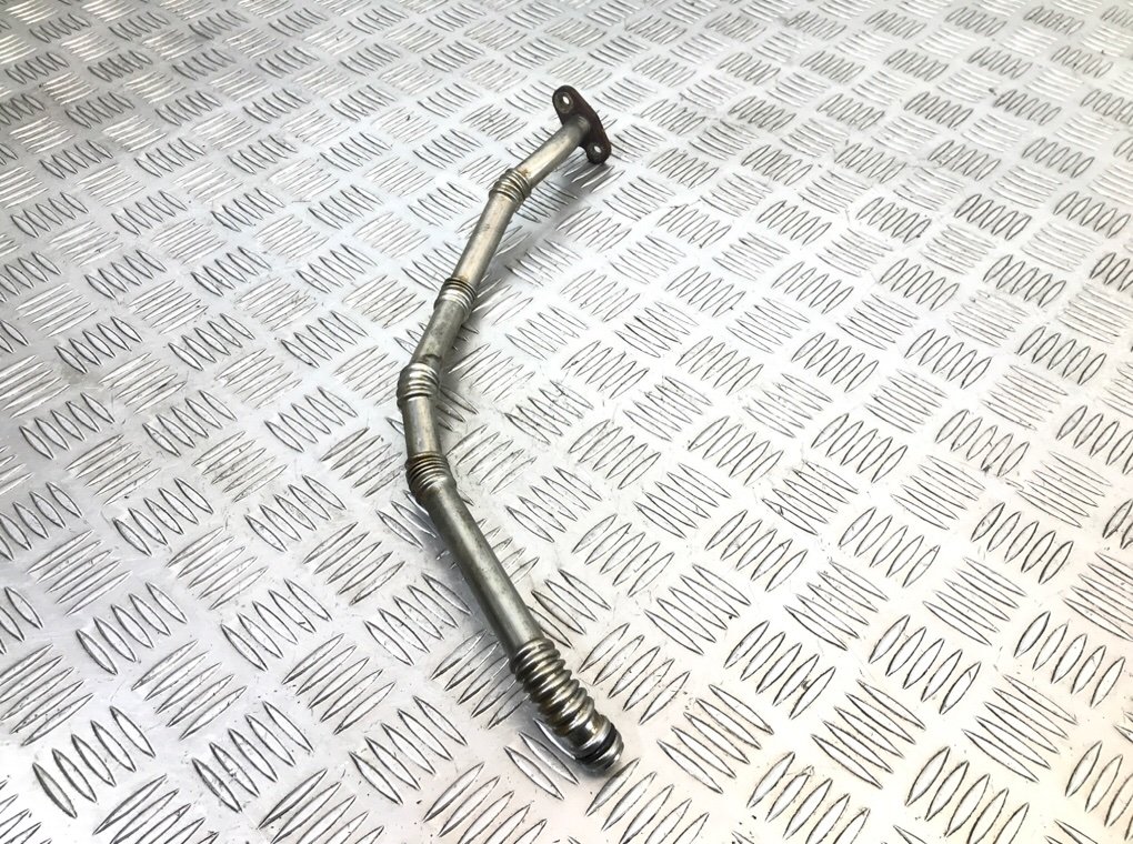 Масляная трубка турбины бу для Ford Mondeo 3 2.0 TDCi, 2006 г. Масляная трубка турбины бу для Ford Mondeo 3 2.0 TDCi, 2006 г.