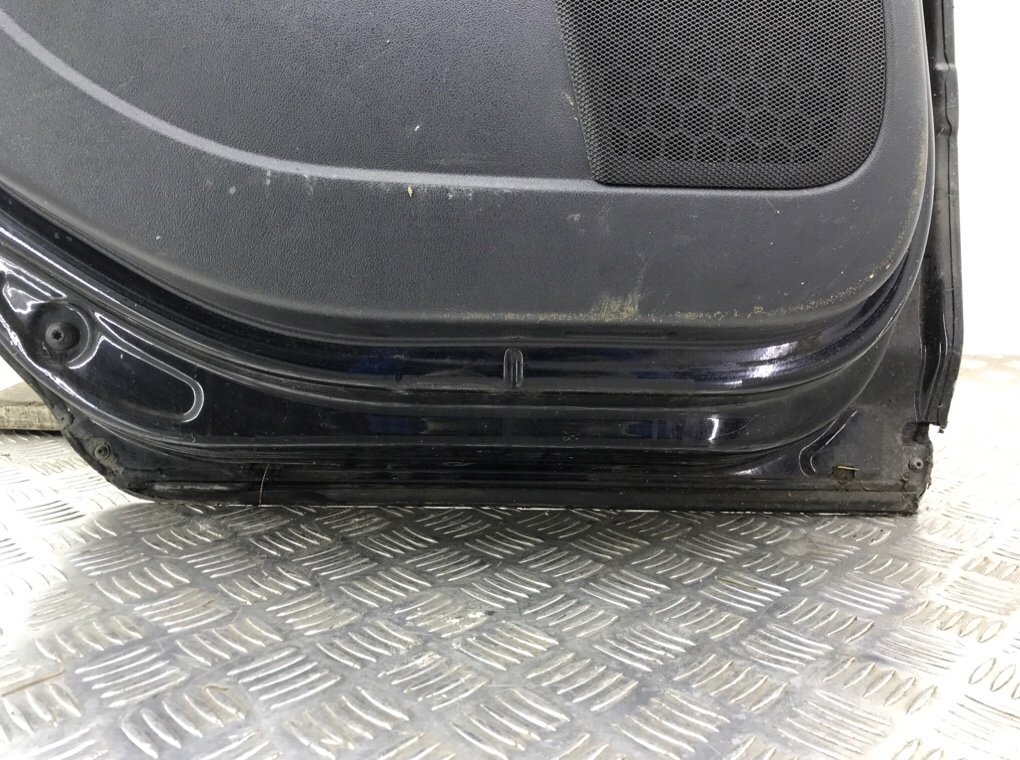 Дверь задняя левая бу для Audi A3 8P 1.9 TDi,  2006 г.