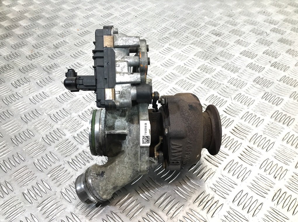 Турбина бу для Mini Cooper R56 1.6 TD,  2012 г.