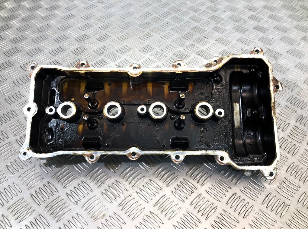 Клапанная крышка бу для Renault Megane 3 1.4 Ti,  2010 г.
