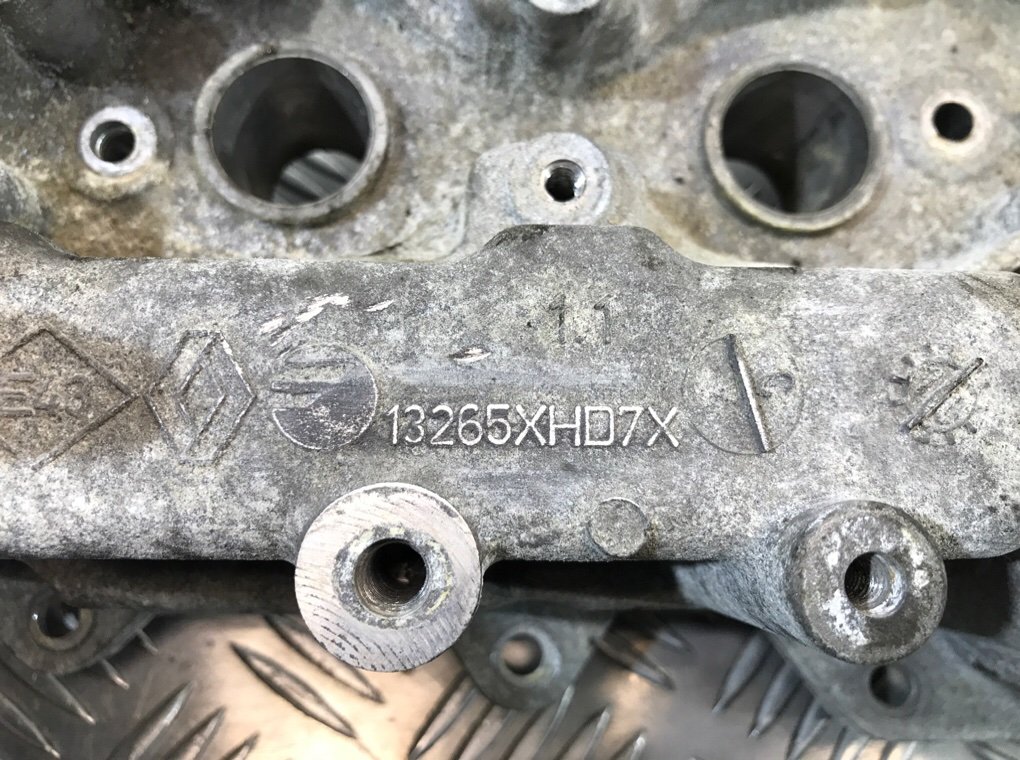 Клапанная крышка бу для Renault Megane 3 1.4 Ti,  2010 г.