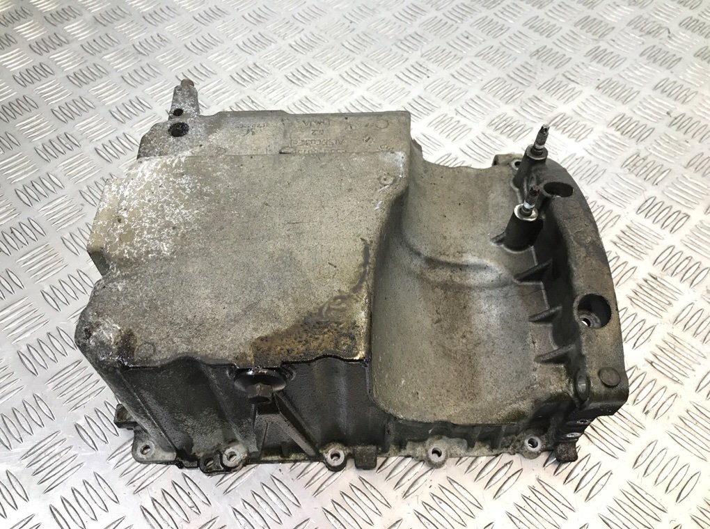 Поддон бу для Ford Fiesta 6 1.0 i,  2016 г.