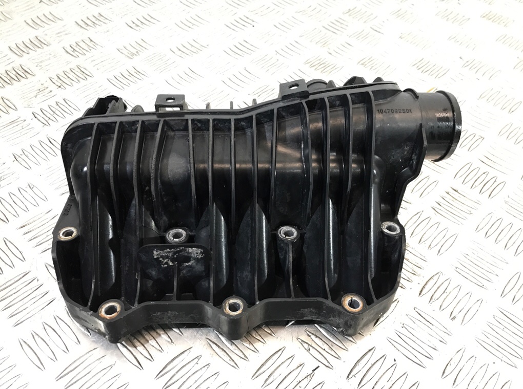 Коллектор впускной бу для Ford Fiesta 6 1.0 i, 2016 г.