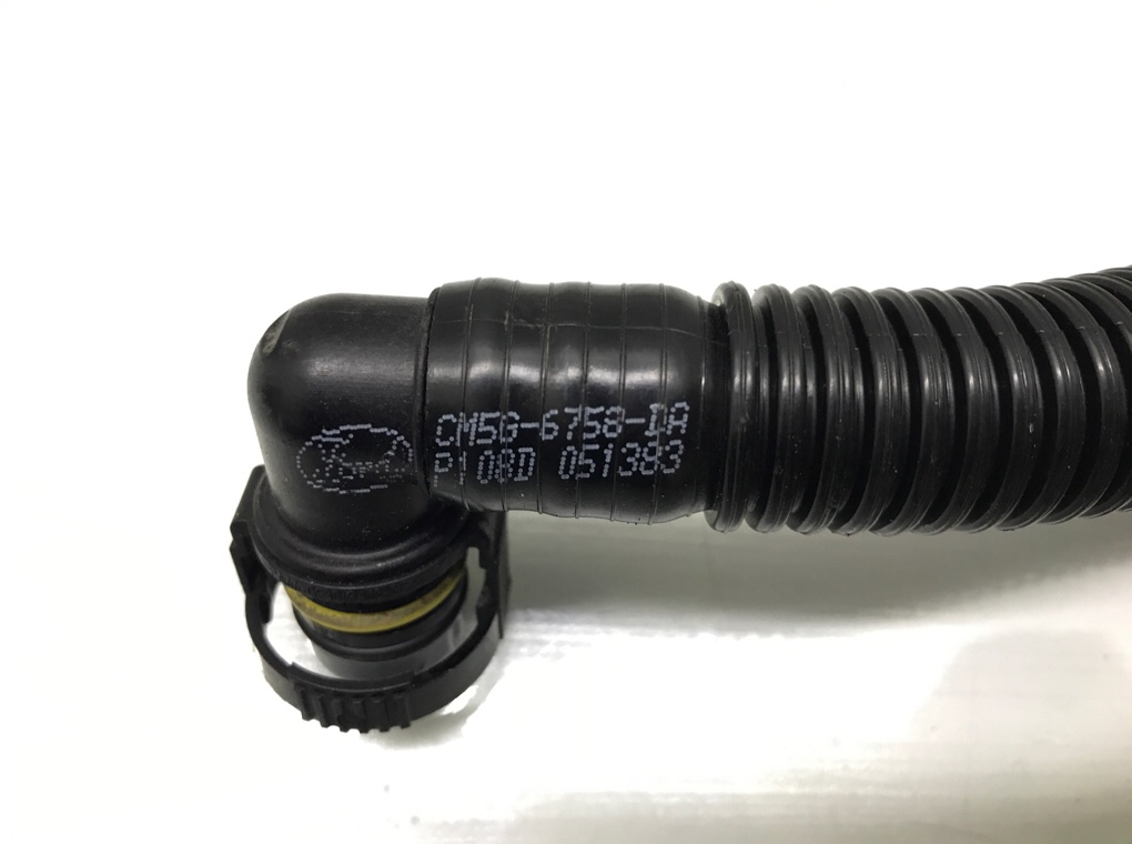 Патрубок вентиляции картера бу для Ford Fiesta 6 1.0 i,  2016 г.