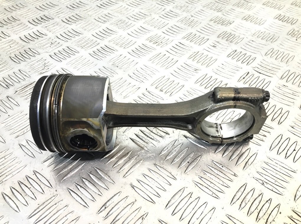 Поршень бу для Volkswagen EOS  2.0 TDi,  2008 г.