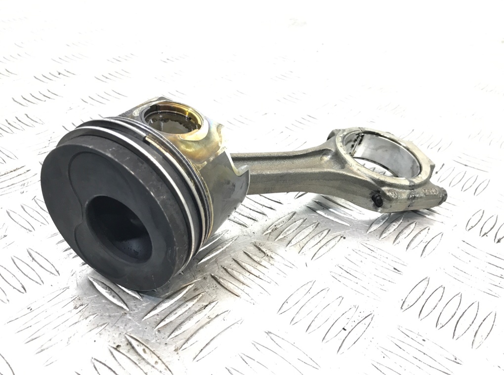 Поршень бу для Volkswagen EOS  2.0 TDi,  2008 г.