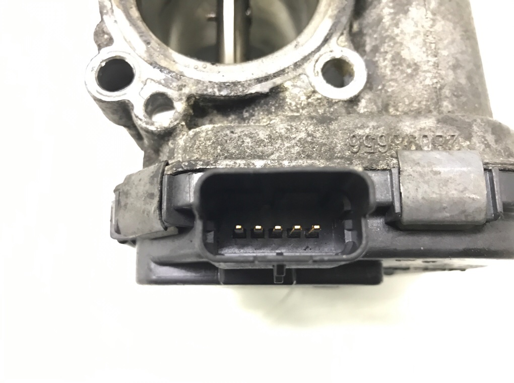 Заслонка дроссельная бу для Ford Mondeo 4 1.6 TDCi,  2012 г.