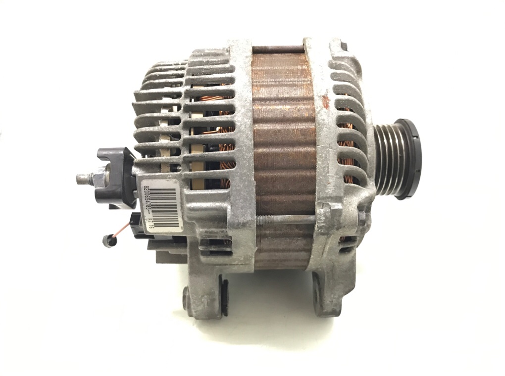 Генератор бу для Renault Laguna 3 2.0 DCi,  2008 г.