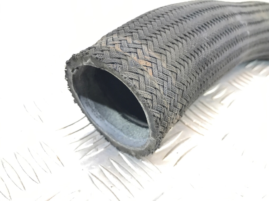 Патрубок воздушного фильтра бу для SsangYong Rodius  2.7 XDI,  2013 г.