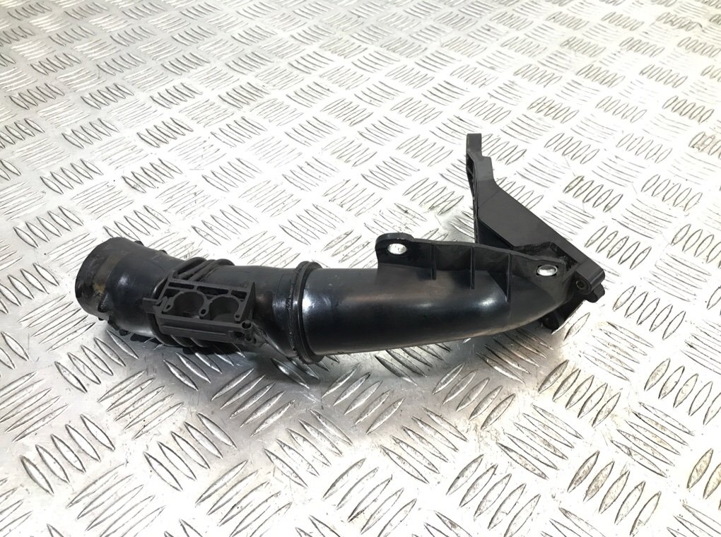 Патрубок интеркулера бу для Ford Focus 3 1.6 TDCi,  2013 г.