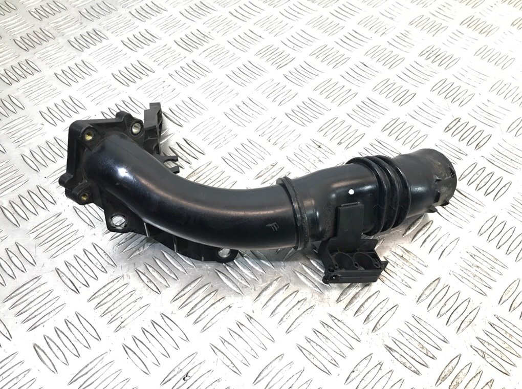 Патрубок интеркулера бу для Ford Focus 3 1.6 TDCi,  2013 г.