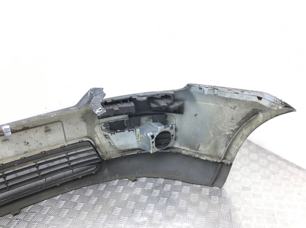 Бампер передний бу для Ford C-Max  1.6 i,  2005 г.