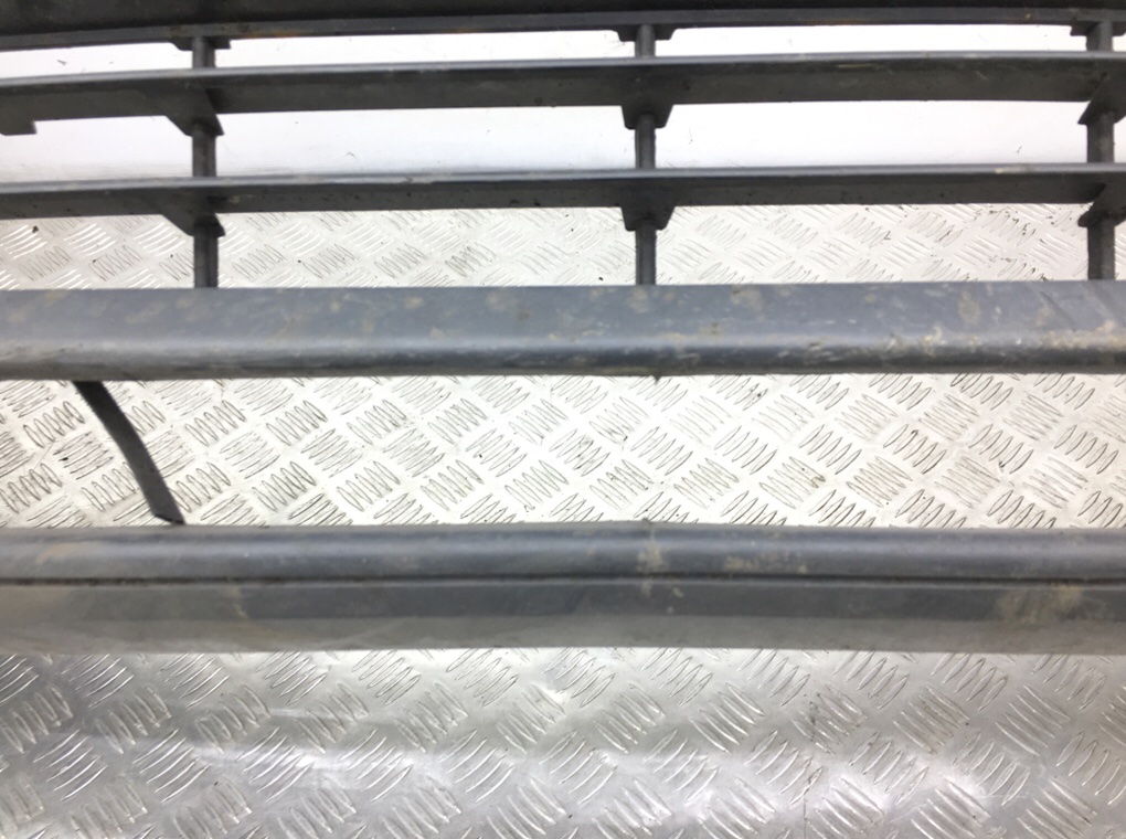 Бампер передний бу для Ford C-Max  1.6 i,  2005 г.