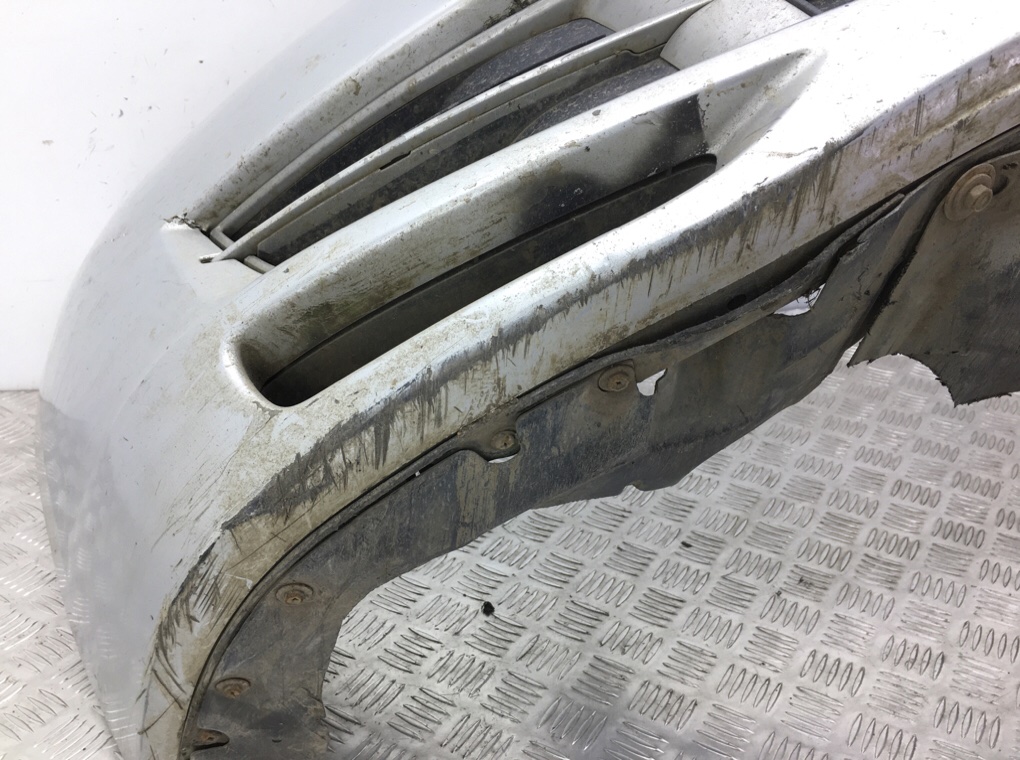 Бампер передний бу для Mazda 6  2 2.0 TD,  2008 г.