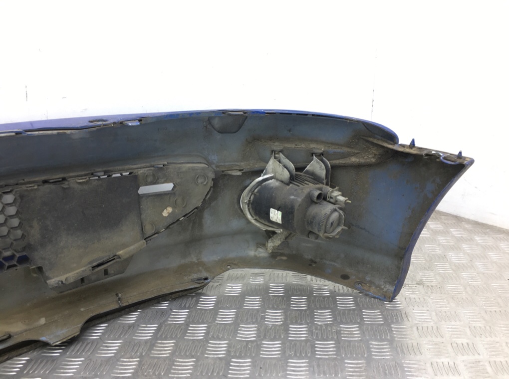 Бампер передний бу для Peugeot 206 CC 1.6 i,  2005 г.