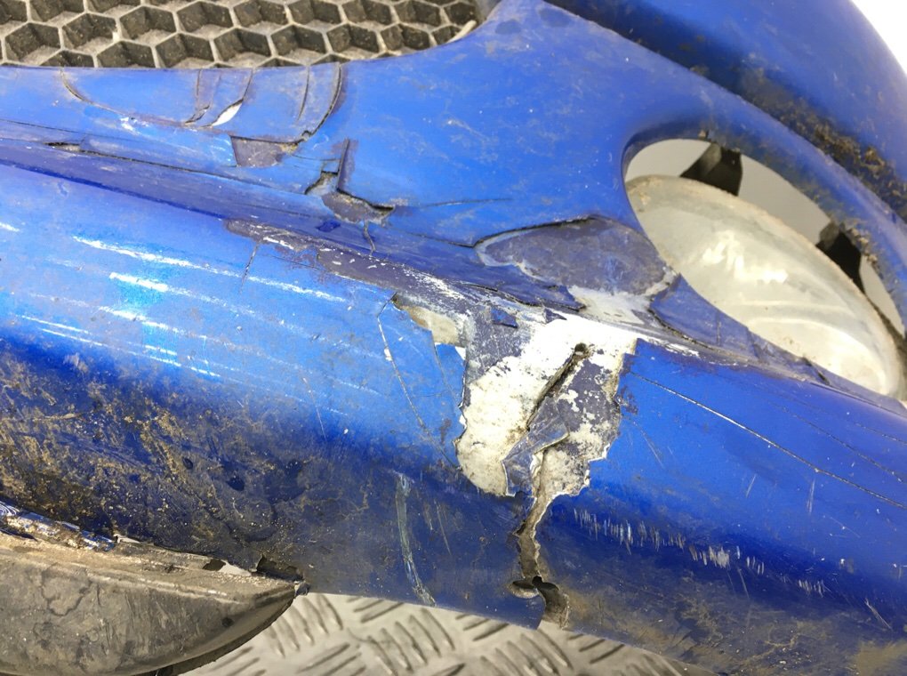 Бампер передний бу для Peugeot 206 CC 1.6 i,  2005 г.