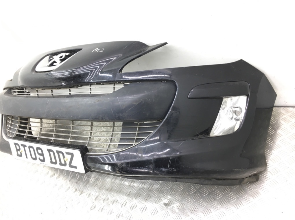 Бампер передний бу для Peugeot 308 T7 1.6 i, 2009 г. Бампер передний бу для Peugeot 308 T7 1.6 i, 2009 г.