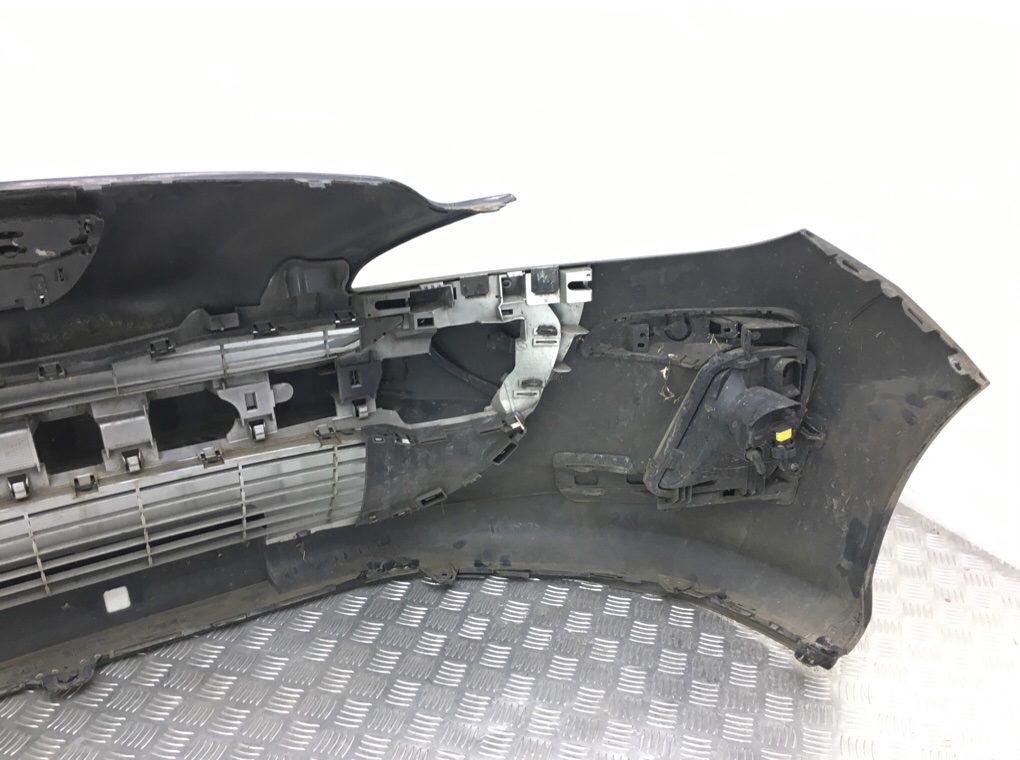 Бампер передний бу для Peugeot 308 T7 1.6 i, 2009 г. Бампер передний бу для Peugeot 308 T7 1.6 i, 2009 г.