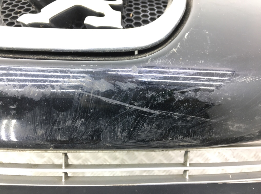 Бампер передний бу для Peugeot 308 T7 1.6 i, 2009 г. Бампер передний бу для Peugeot 308 T7 1.6 i, 2009 г.