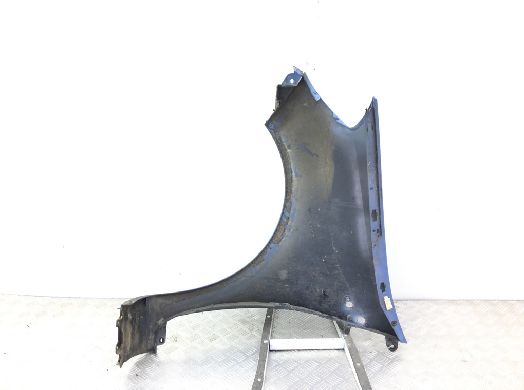 Крыло переднее правое бу для Renault Clio 3 1.2 i, 2010 г. Крыло переднее правое бу для Renault Clio 3 1.2 i, 2010 г.